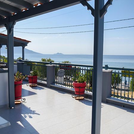 Angela Beach Apartments Votsalakia  Extérieur photo